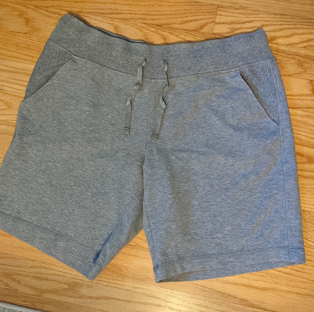 Danskin gray lounge short Sz M